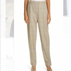 REMAIN BIRGER CHRISTENSEN